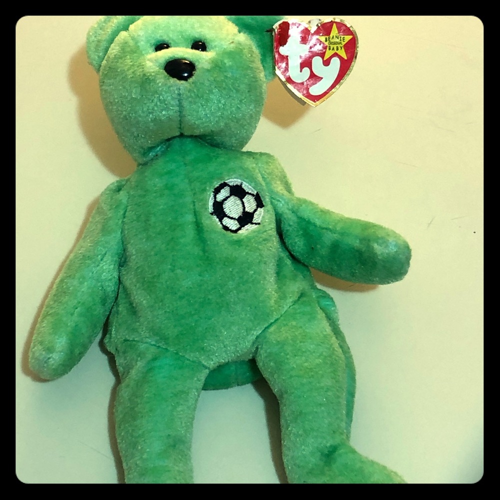 Beanie baby Kicks